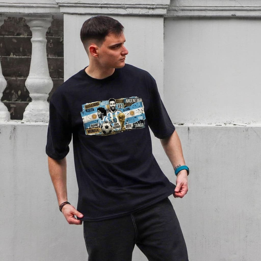 Remera Sticker — Novamente Mundial