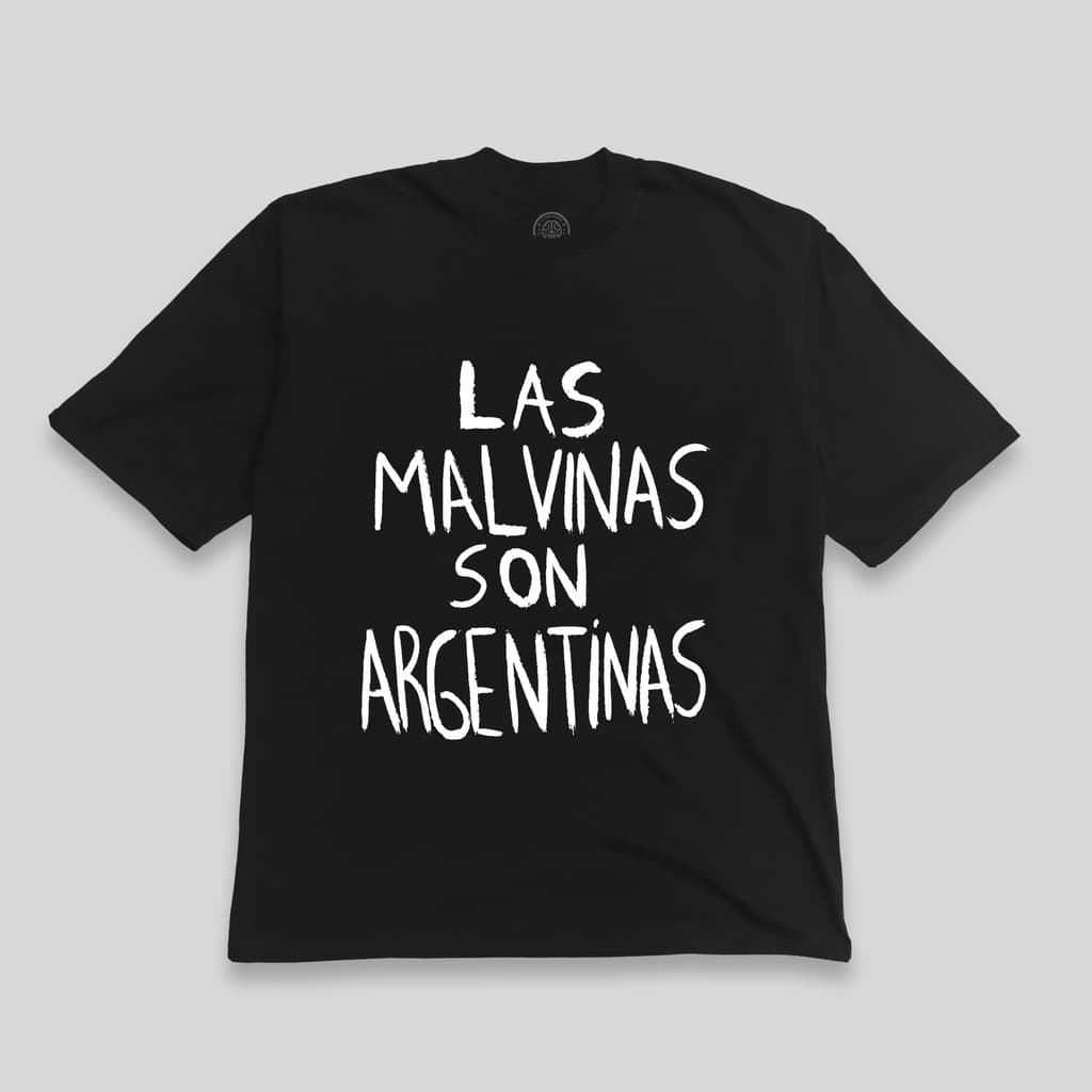 La frase — Remera oversize Serie Malvinas Novamente, packshot